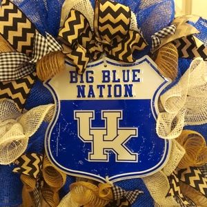 UK Big Blue Nation Wreath